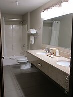 Ramada by Wyndham Platte City KCI Airport