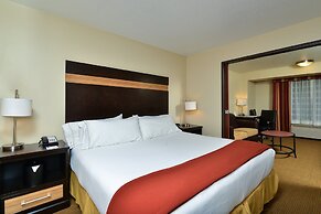 Holiday Inn Express Portland SE- Clackamas Area by IHG