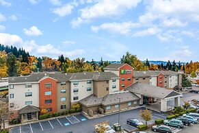Holiday Inn Express Portland SE- Clackamas Area by IHG
