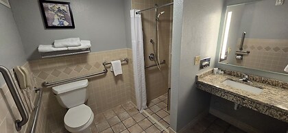 AmericInn by Wyndham Austin