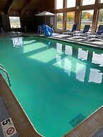 AmericInn by Wyndham Austin