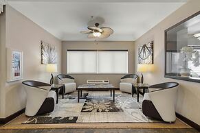 Best Western Crown Inn & Suites