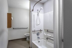 Microtel Inn & Suites by Wyndham Burlington