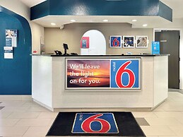 Motel 6 Simpsonville, SC - Greenville