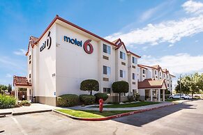 Motel 6 Dixon, CA