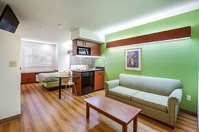 Motel 6 Dixon, CA