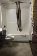 Motel 6 Dixon, CA