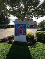 Motel 6 Dixon, CA
