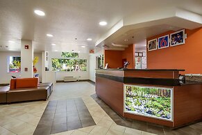 Motel 6 Dixon, CA