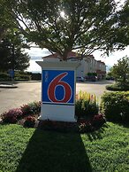 Motel 6 Dixon, CA