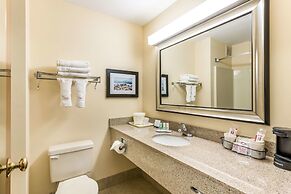 Quality Inn Huntersville near Lake Norman
