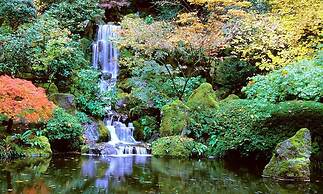 La Quinta Inn & Suites by Wyndham Portland Airport