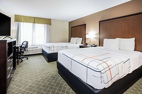 La Quinta Inn & Suites by Wyndham Portland Airport