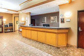 La Quinta Inn & Suites by Wyndham Portland Airport