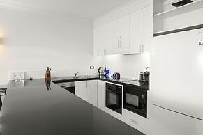 Alamanda Palm Cove by Lancemore