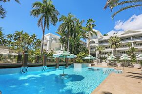 Alamanda Palm Cove by Lancemore