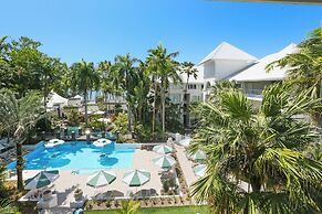 Alamanda Palm Cove by Lancemore