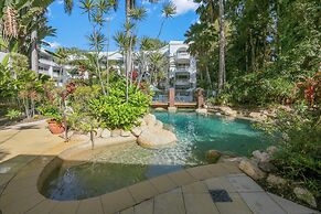 Alamanda Palm Cove by Lancemore