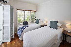 Alamanda Palm Cove by Lancemore