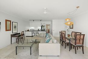 Alamanda Palm Cove by Lancemore