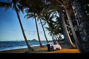 Alamanda Palm Cove by Lancemore