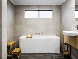 ibis Styles Canberra Eaglehawk