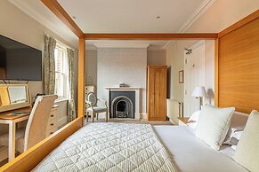 Bartley Lodge Hotel