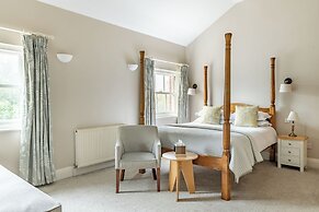 Bartley Lodge Hotel