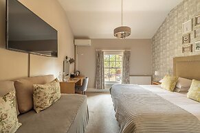 Bartley Lodge Hotel