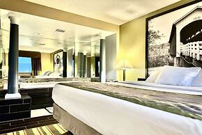 Super 8 by Wyndham Frederick