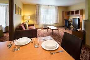 Sonesta Simply Suites Detroit Novi