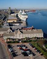 Harbor House at Pier 21