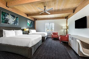 Harbor House at Pier 21