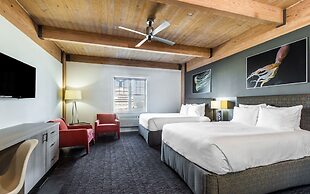 Harbor House at Pier 21