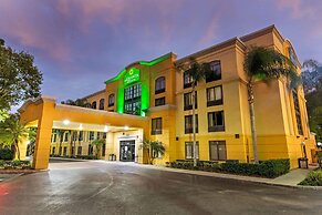 La Quinta Inn & Suites by Wyndham Tampa North I-75