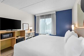 Spark by Hilton Rock Hill