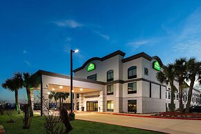 Wingate by Wyndham Sulphur Near Lake Charles