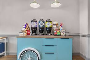 Spark by Hilton Charlotte Tyvola I-77