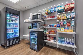 Spark by Hilton Charlotte Tyvola I-77