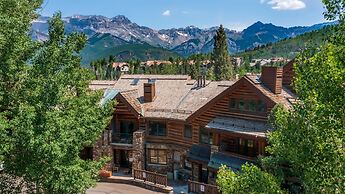 Mountain Lodge Telluride