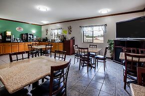 Super 8 by Wyndham Big Rapids