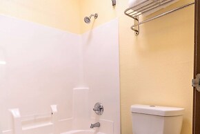 Super 8 by Wyndham Big Rapids