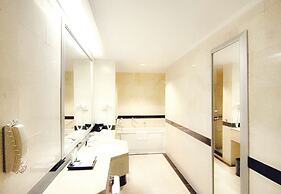 Menara Peninsula Hotel Jakarta