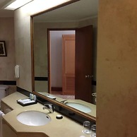 Menara Peninsula Hotel Jakarta