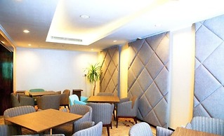 Menara Peninsula Hotel Jakarta