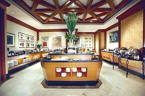 Menara Peninsula Hotel Jakarta