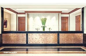 Menara Peninsula Hotel Jakarta