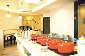 Menara Peninsula Hotel Jakarta