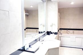 Menara Peninsula Hotel Jakarta