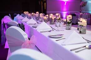 Holiday Inn A55 Chester West by IHG